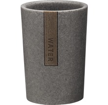 Waterbeker van aardewerk met houten applicatie en de tekst WATER
