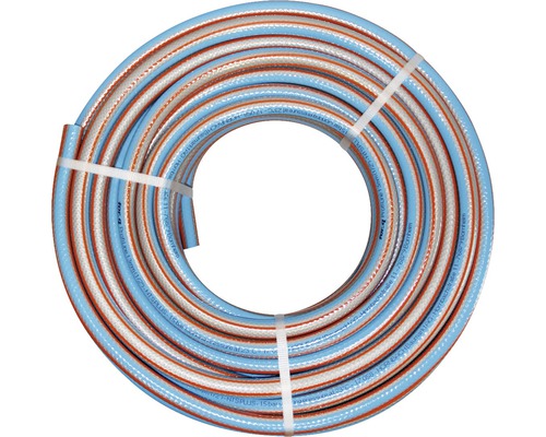 Opgerolde flexibele waterslang