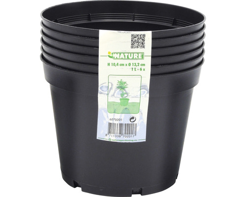 Stapel kunststof bloempotten, elk met een inhoud van circa 1 liter