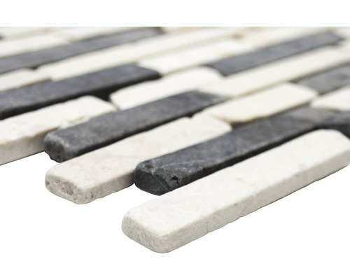 Mozaïektegels van natuursteen in strookvorm