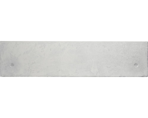 Rechthoekige, lichte betonplaat met twee bevestigingsgaten