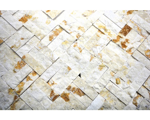 Natuursteen mozaïektegels in visgraatmotief