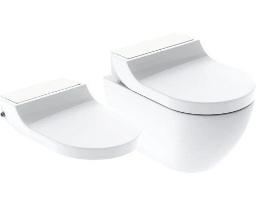 Twee witte douche-wc''s