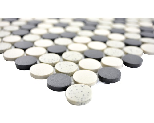 Mozaïektegels met ronde vormen in verschillende kleuren