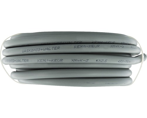 Opgerolde grijze stroomkabel