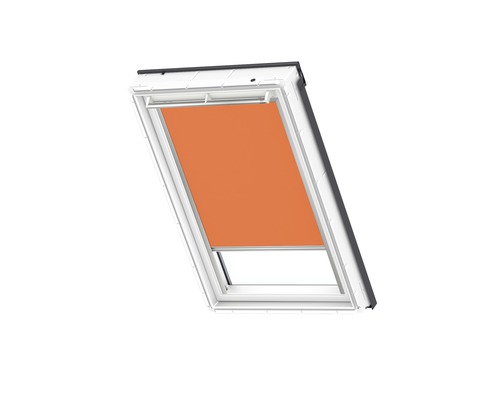 Dakvenster met rolgordijn voor verduistering