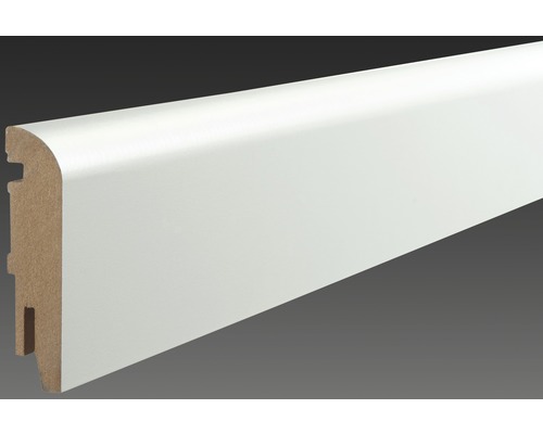 Plint van houtmateriaal