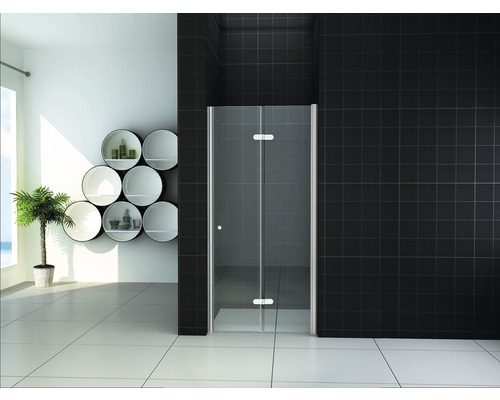 Moderne badkamer met glazen douchecabine