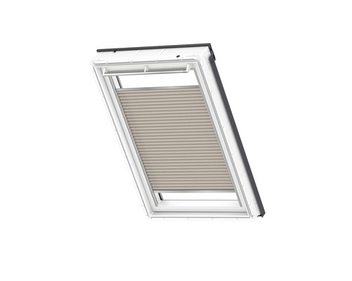 Dakvenster met plissé rolgordijn