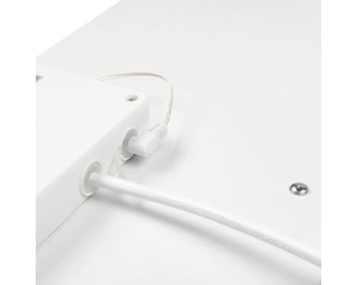 Detailopname van een wit ledpaneel met kabelaansluiting