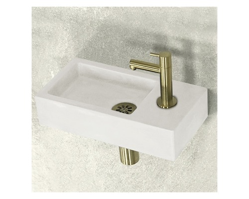 Wastafel met kraan en afvoergarnituur