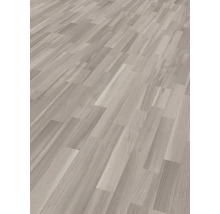 Lichte houten vloer binnenshuis