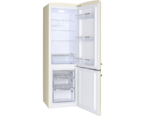 Geopende koelkast met vriezer