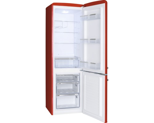 Geopende, vrijstaande koel-vriescombinatie met schappen en laden