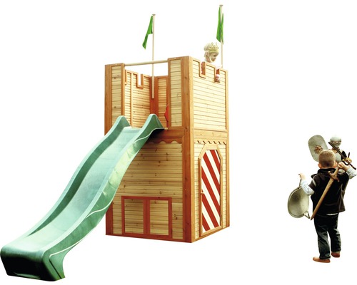 Houten speeltoren met glijbaan en decoratie