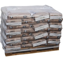 Pallet met zakken cement, verpakt in folie
