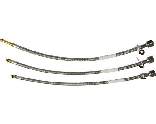 Drie flexibele slangen voor sanitaire installaties