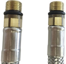 Flexibele slang met metalen schroefdraadverbinding