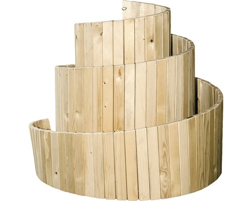 Drietraps kruidenspiraal van hout voor de tuin