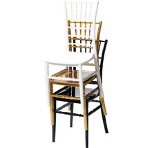 Stapelbare stoelen van kunststof