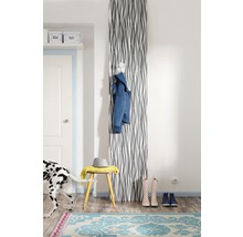 Entree met verwarming, stoel en vloerkleed