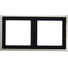 Dubbel frame voor schakelaars en stopcontacten