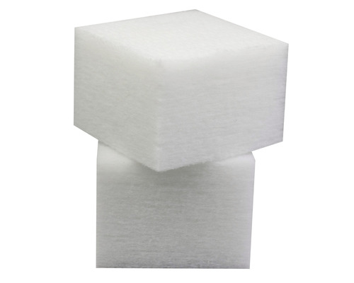 Twee schuimrubberen kubussen