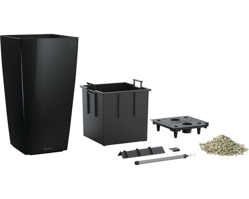 Zwarte plantenbak met accessoires