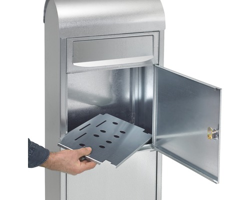 Vrijstaande brievenbus met verwijderingsklep en opbergvak