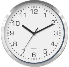 Ronde quartz wandklok met zilverkleurige rand