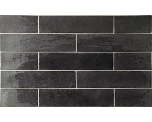 Wandtegel handvorm Manhattan basalt 6x24 cm Rechthoekige, donkere wandtegels met een glanzend oppervlak