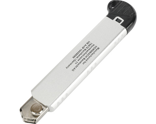 Rollensnijder met metalen behuizing en zwarte handgreep