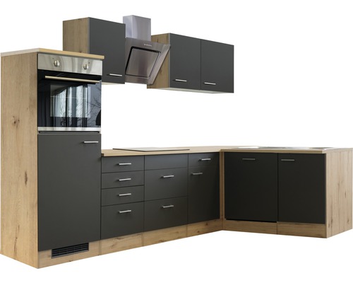 Moderne hoekkeuken met afzuigkap, oven en gootsteen