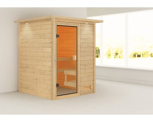 Houten sauna met glazen deur en binnenverlichting