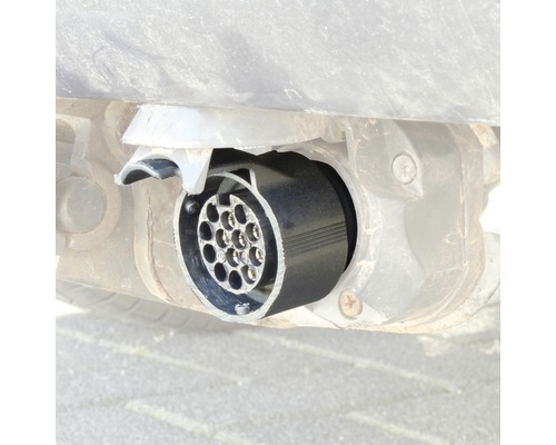 Aanhangercontactdoos op voertuig