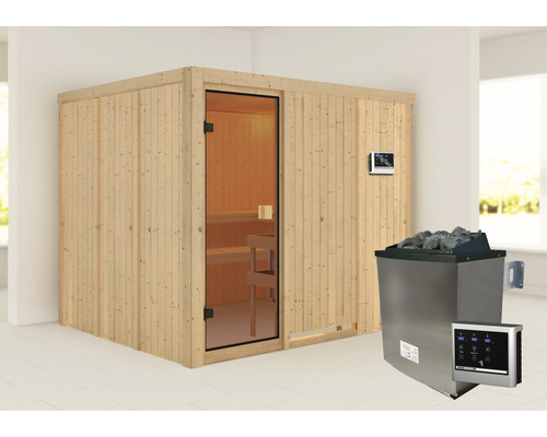 Houten sauna met glazen deur en saunakachel met stenen