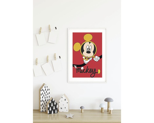 Ingelijste Mickey Mouse poster aan de muur