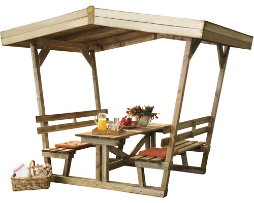 Houten picknicktafelcombinatie met overkapping, banken en decoratie