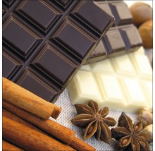 Chocoladerepen met kaneelstokjes, steranijs en hazelnoten