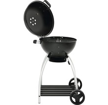 Bolvormige barbecue met open deksel en opbergvak