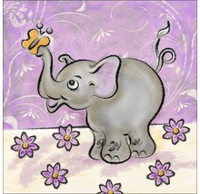 Illustratie van een olifant met een vlinder op zijn neus