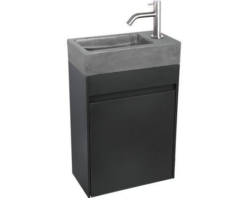 Wastafelonderkast met wastafel en kraan