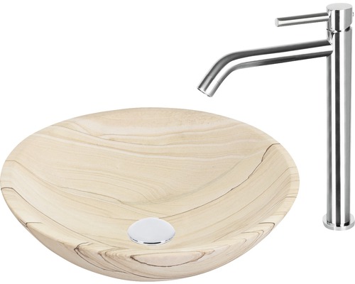 Wastafel van zandsteen met kraan