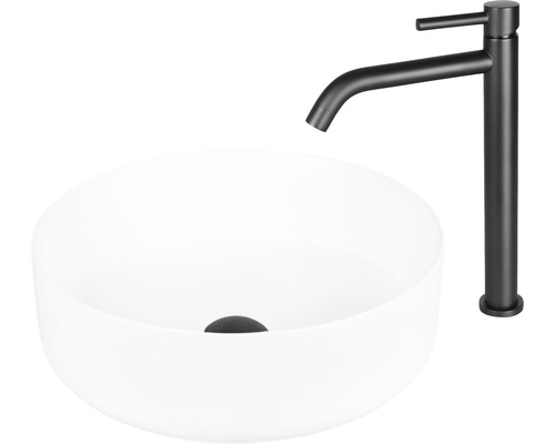 Wastafel met opzetwastafel en kraan