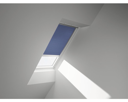 VELUX Plissé honingraat verduisterend elektrisch FMC 5 1156S blauw Dakvenster met blauw plisségordijn als zonwering