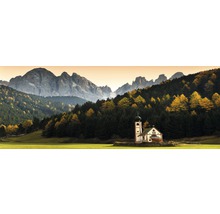 Landschap met kerk, bos en bergen