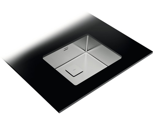 Roestvrijstalen spoelbak in zwart werkblad