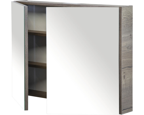 Open spiegelkast met planken