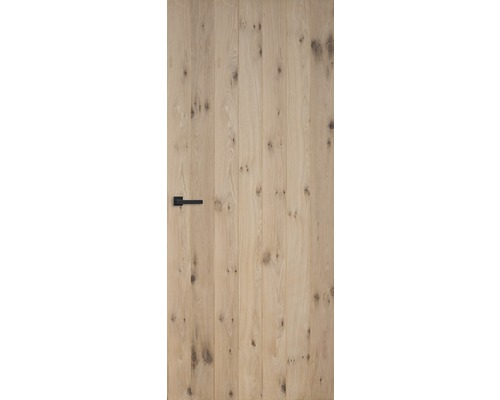 Houten deur met handgreep