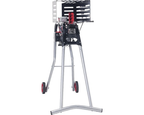 Houtklover met wielen voor houttransport.